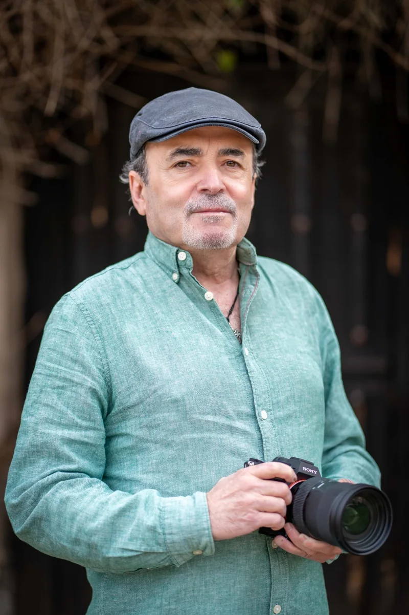 Txema, el fotógrafo colaborador de BiGGeR, con su cámara